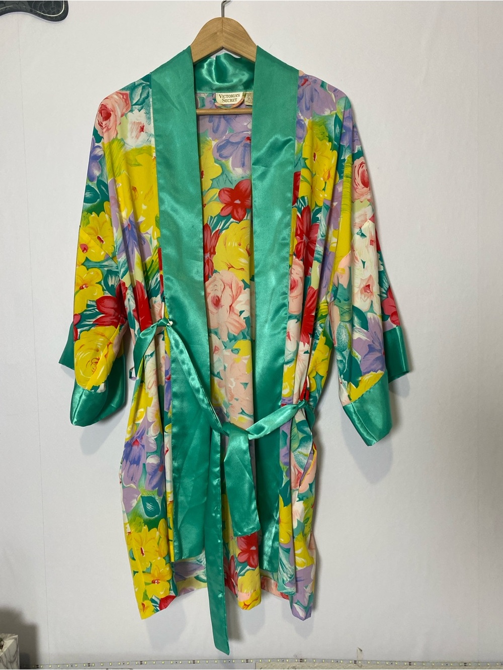 Vintage Victoria's Secret Robe Satin Multicolor Floral Gold Label One Size